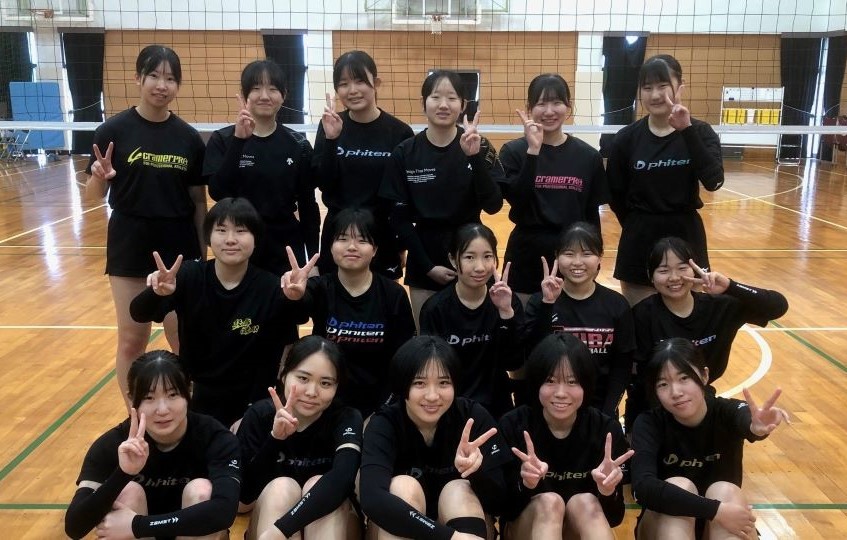 集合写真 バレーボール部(女子)/集合写真